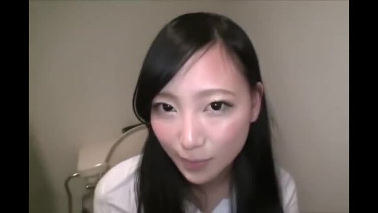 『New Amateur』のハンドジョブJAVシーン、独占版に登場する最高の日本人娘