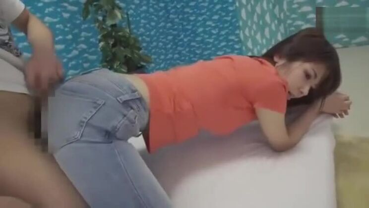 フェチ限定の美しい女性による欲情したXXXクリップ