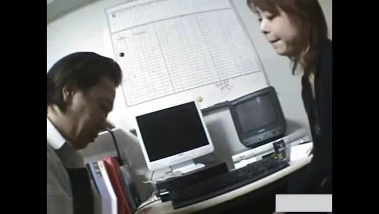 本物のフェラチオをする万引き少女たち